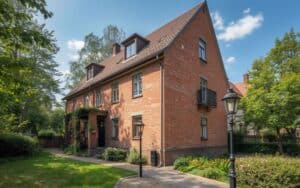 Wo Verwaltung und Gartenpflege eins werden - Außenflächen als Erfolgsfaktor